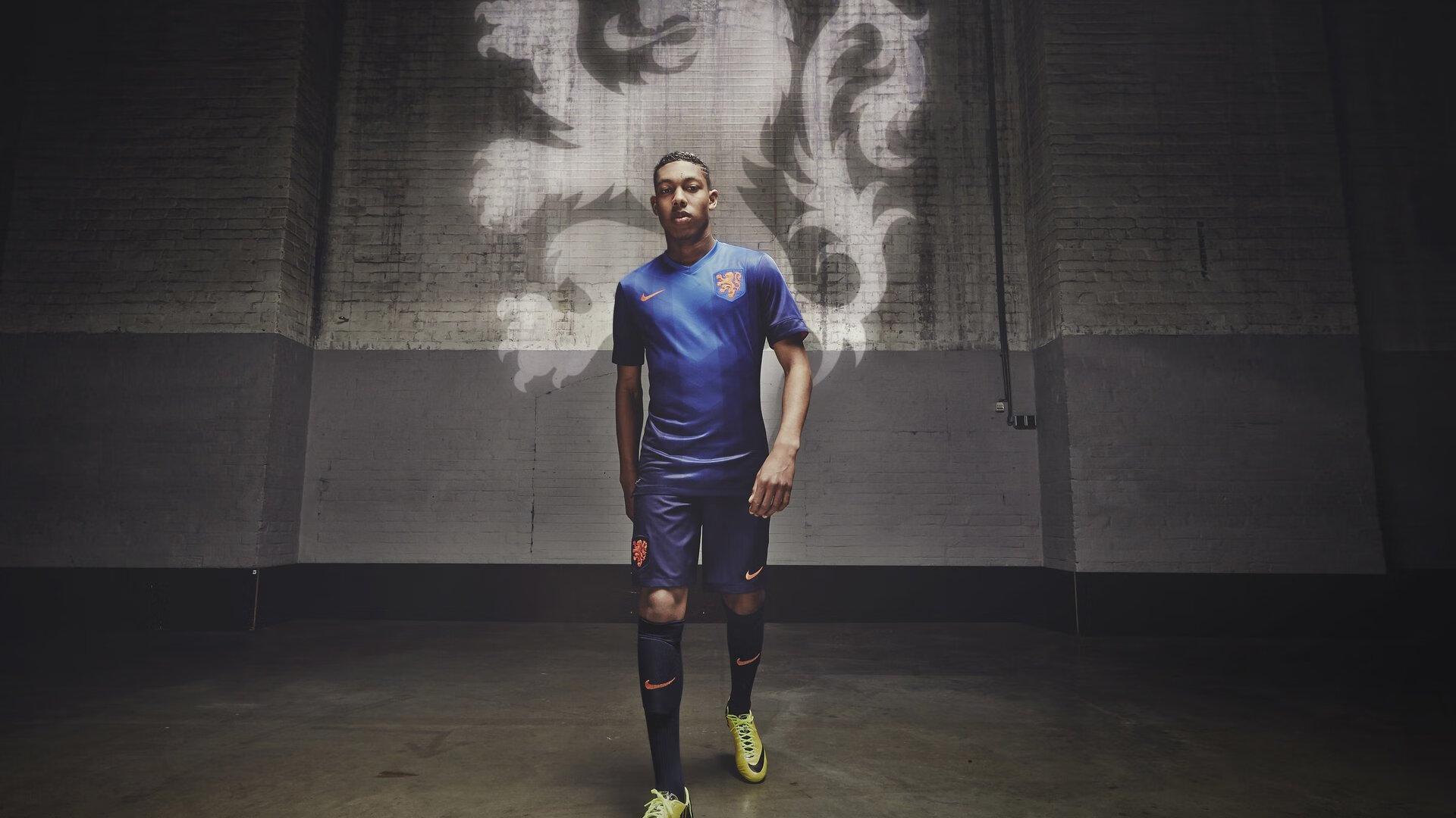 绿茵场上的魔法瞬间，那些年惊掉我们下巴的助攻与进球